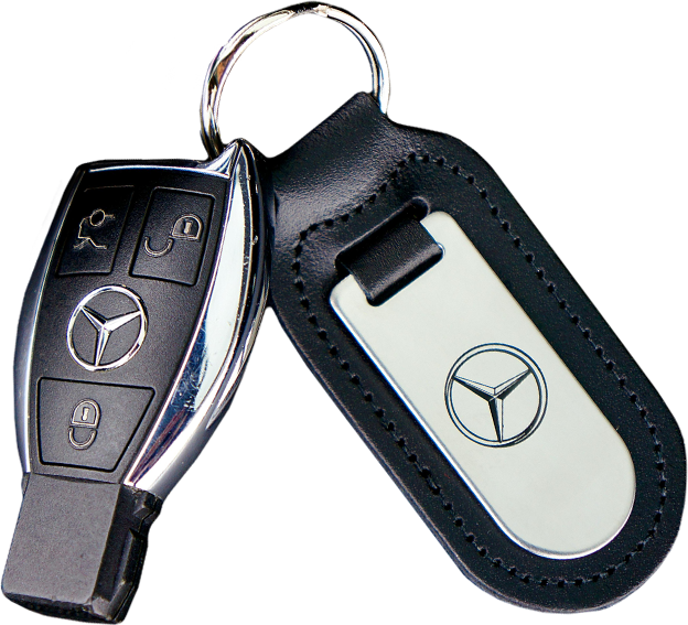 Chiavi di una macchina di marca Mercedes